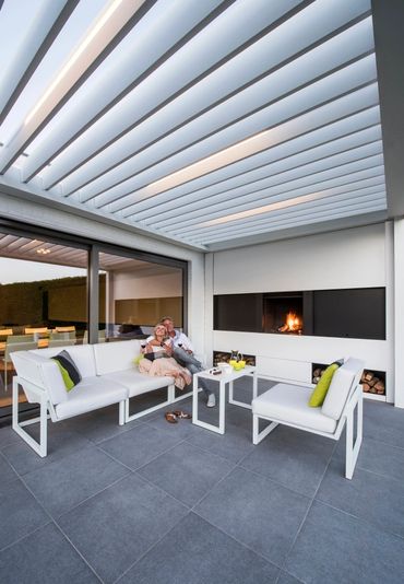 Patio Cover aluminum Louvered Roof  pergola outdoor structure luxury living StruXure Azenco