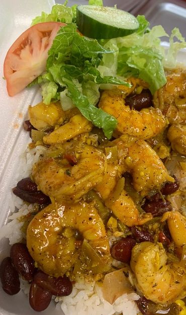 Rice and Stew Beans with Curry Shrimp