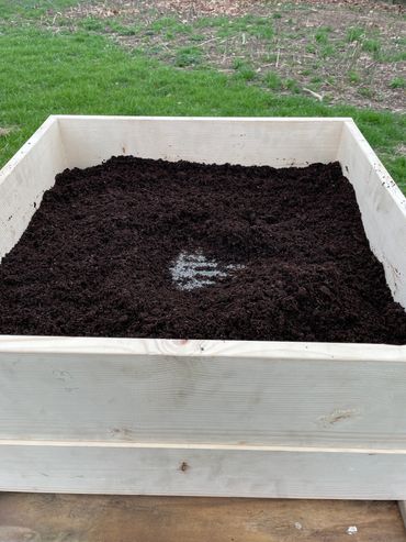 10 Pounds fo Compost