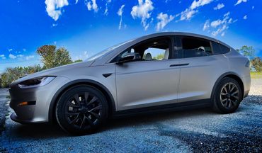 Tesla Model X full wrap with Gray Aluminum Avery Supreme