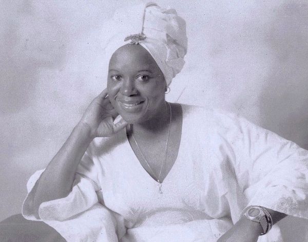 Aletha Abedu-Bentsi, 1945-1990. Zhalman named the orphanage and school in her honor.