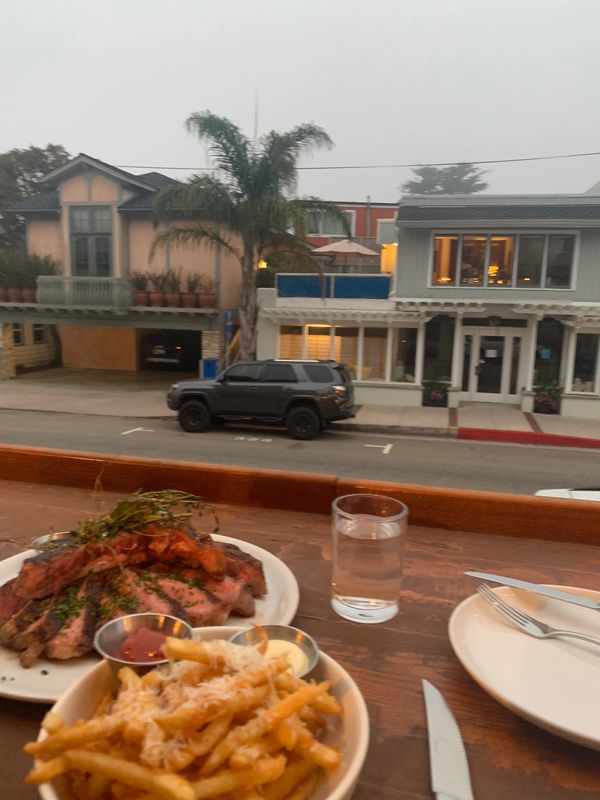 Capitola Food Tour loves Trestles