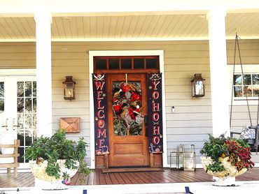 South Tampa home decorated for Gasparilla