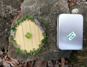 Hobbit door, interdimensional portal