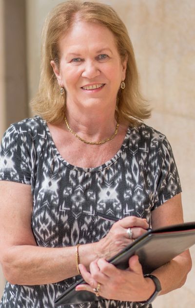 Helen McLucas Hypnotherapist Counsellor Hypnosis Stop Smoking Weight Loss Pain Management