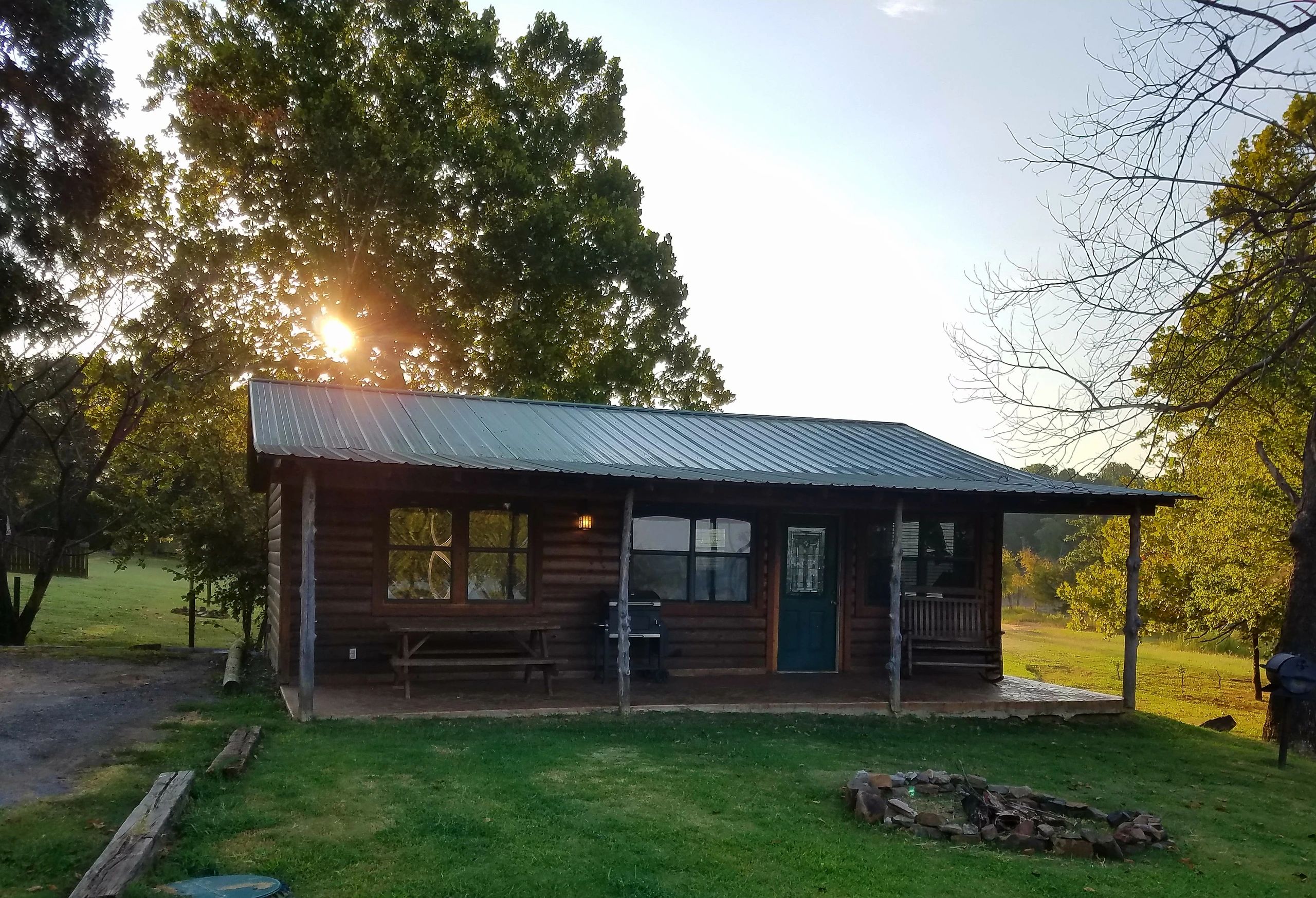 Snug Harbor Cabins