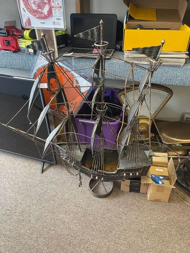 antique statue
pirate ship