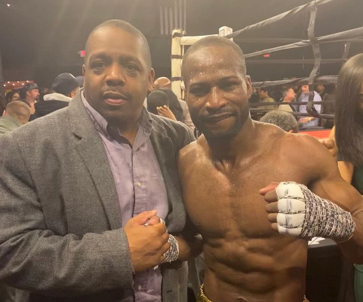 Rodney Ash is the founder of Hot Rod Entertainment and Hot Rod Sports. Sports media and management.