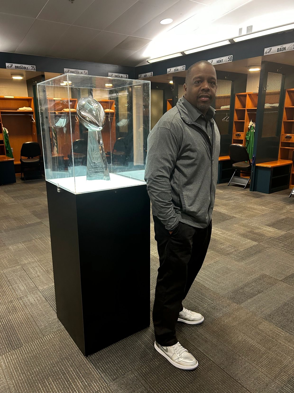 Rodney Ash is the founder of Hot Rod Entertainment and Hot Rod Sports. Journalism, management.