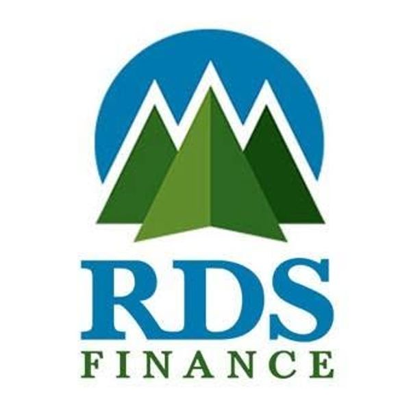 Logo for RDS Finance with mountain design.