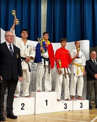Senpai Gabriel Raines tercer lugar en British Karate Open
Academia de Karate ENSO Kyokushin