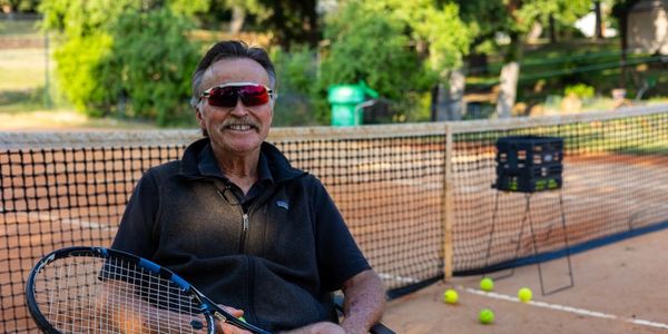 tennis technique, improve skills, strategy guide, coaching, serve, stroke, forehand, backhand