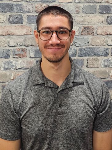 Brandon Lee  - Physiotherapy iQ Sports Clinic