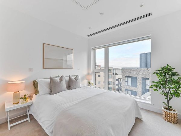 Bedroom in London home staging project
