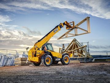 telehandler hire warminster, telehandler hire bath, telehandler hire wiltshire, telehandler hire