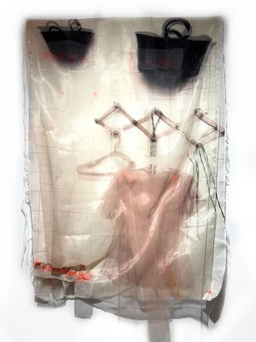 Planchaduria
Photographic image, embroidery, thread, and collage on fabric
53x38”
2024