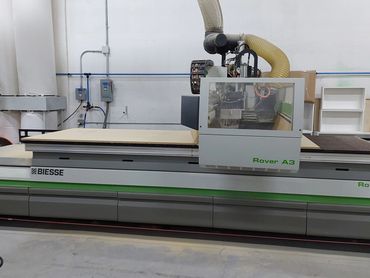 ROUTER CNC DE MARCA BIESSE