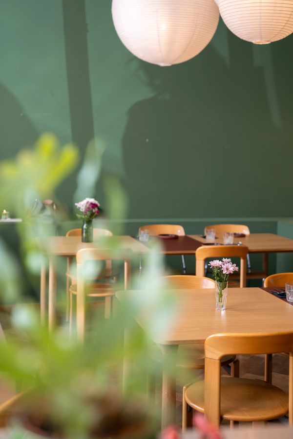 restaurant interior, ambiente
