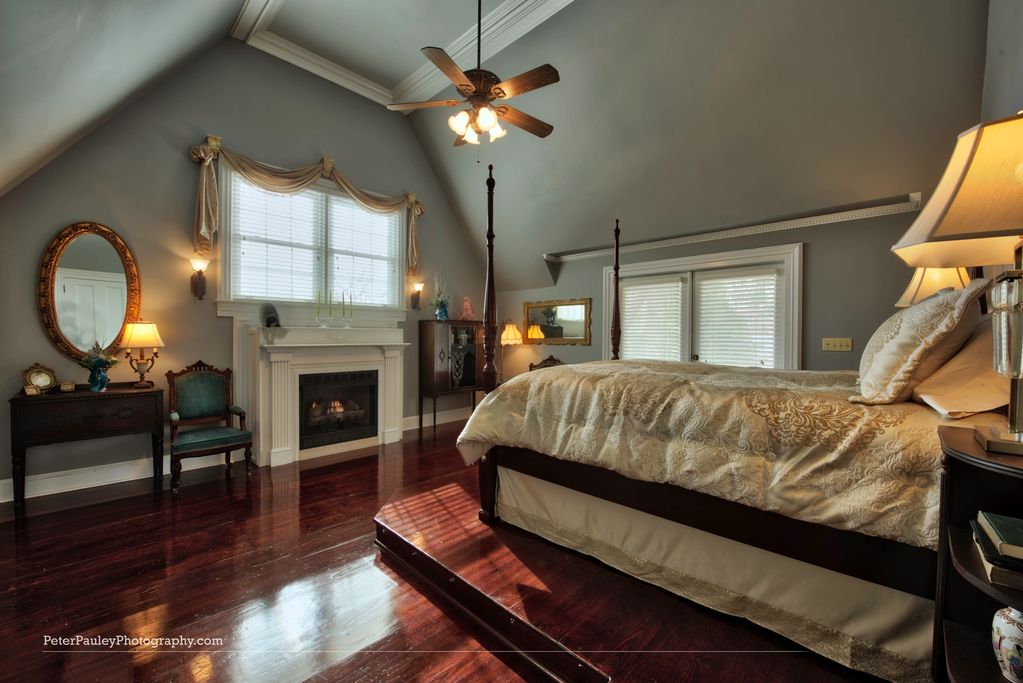 A picture of the Eufaula Suite at Eufaula House on Barbour Bed & Breakfast.