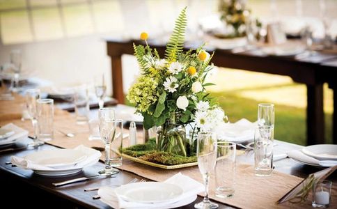 Wedding in Newmarket table setting
