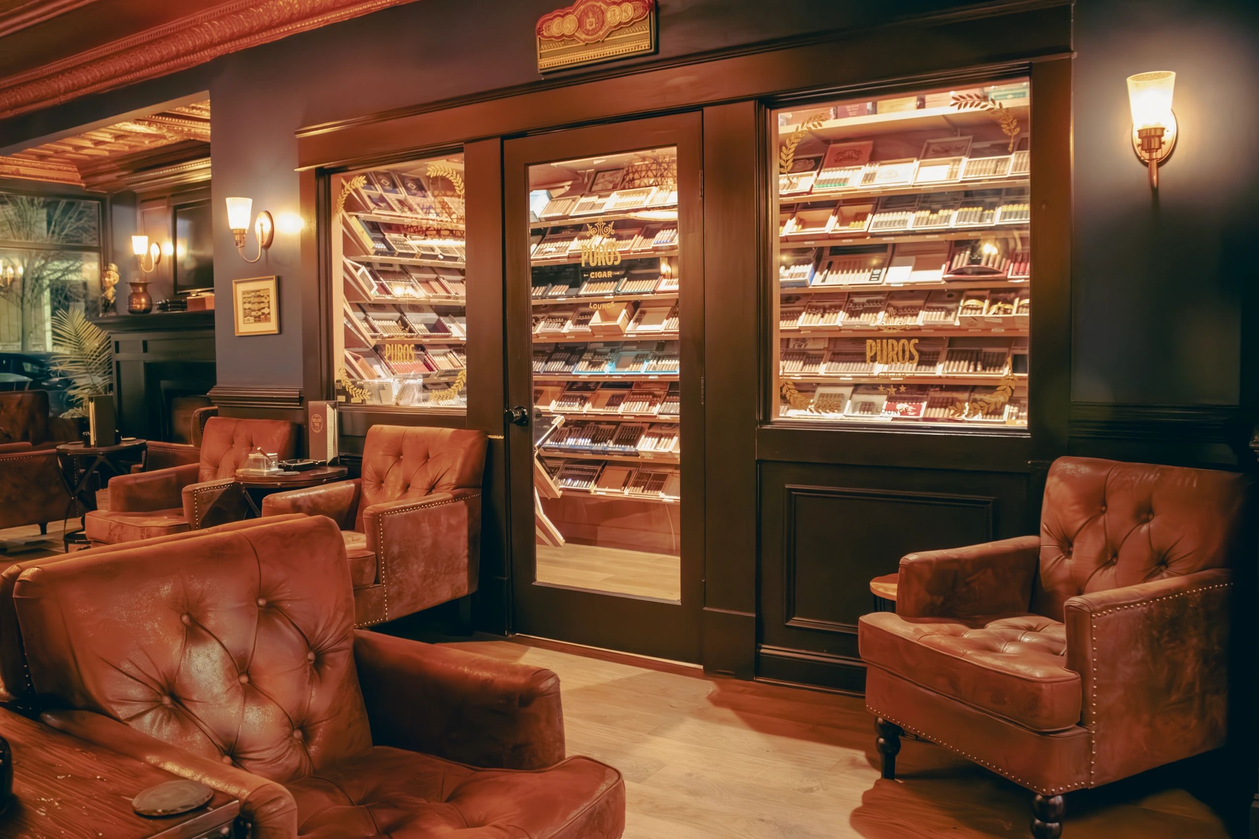 tobacco lounge Puros Cigar Lounge