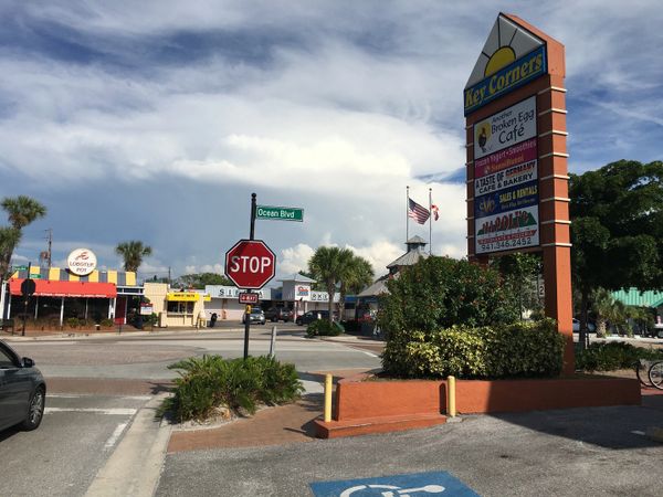 Key Corners plaza with MVP, Another Broken Egg Cafe, and more!