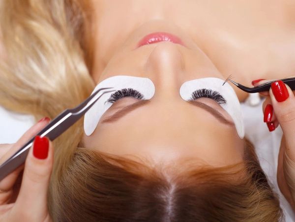 Eyelash Extension Procedure