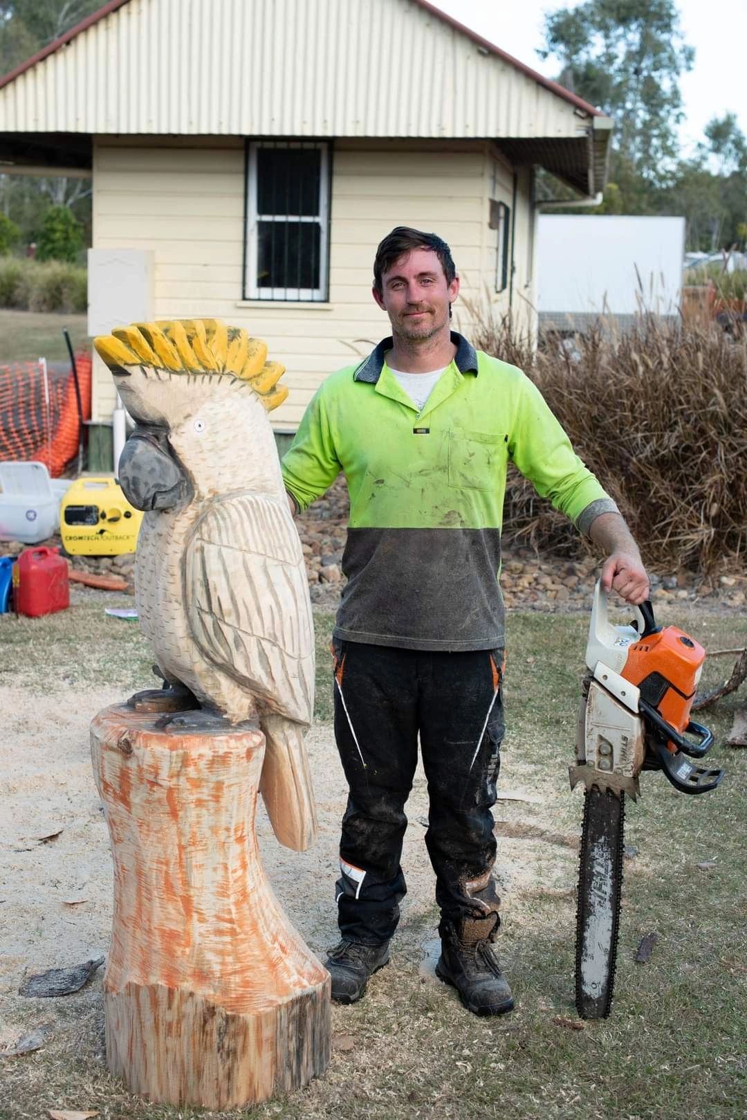 Live Chainsaw Carving Demostrations