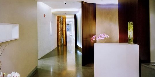 You enter in luxury to one of the most premier facilities anywhere in the world