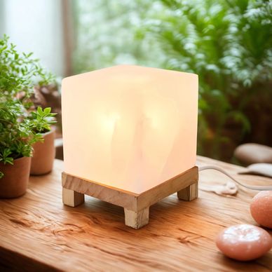 Modern Classic Cube Salt Lamp