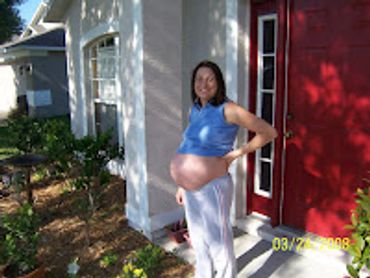 Jenny, pregnant with Hannah, days before her birth.