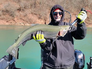 Lower niagara river steelhead fishing charter with anglers edge outdoors