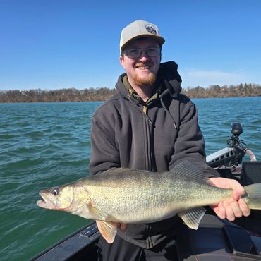 Walleye fishing charter Niagara River, Lake Ontario