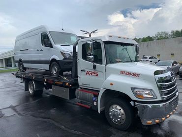 Looking for towing, call tow truck, roadside assistance, towing near me, ARS towing service