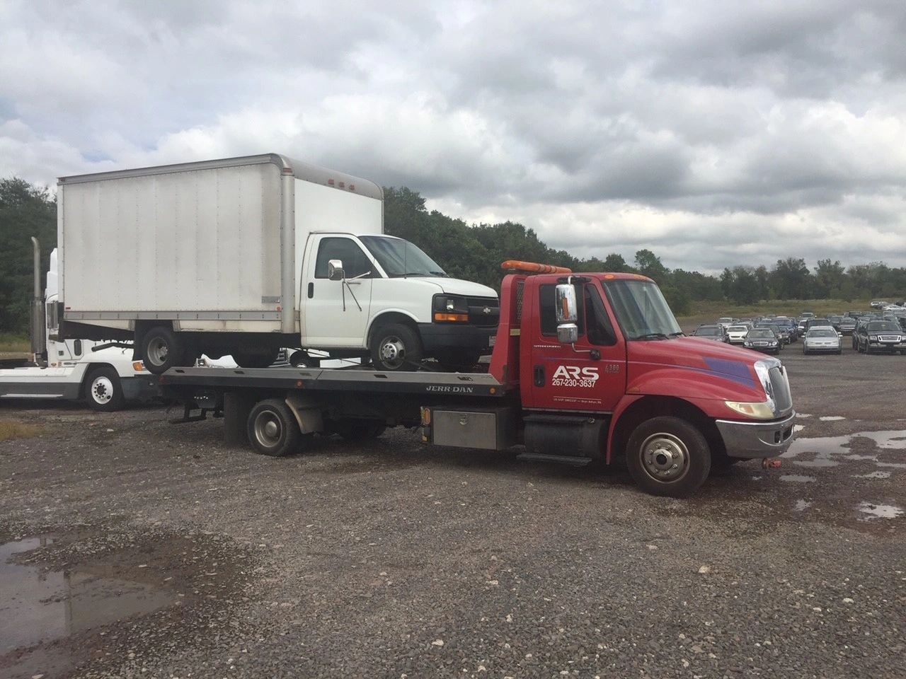 Fast towing, cheap towing, tow truck, ARS towing near me, roadside assistance