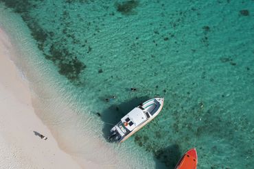 Anguilla boat tour. Anguilla boat charter