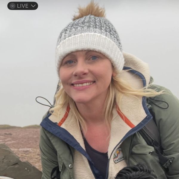 Crickhowell, Brecon Dog Walker