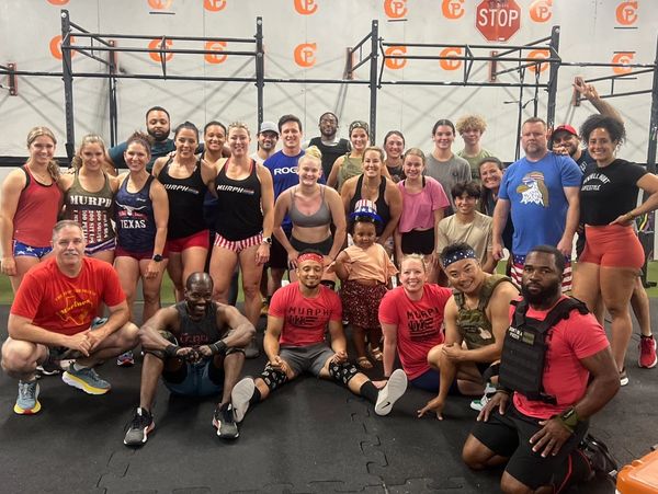 a crossfit community in the gym
