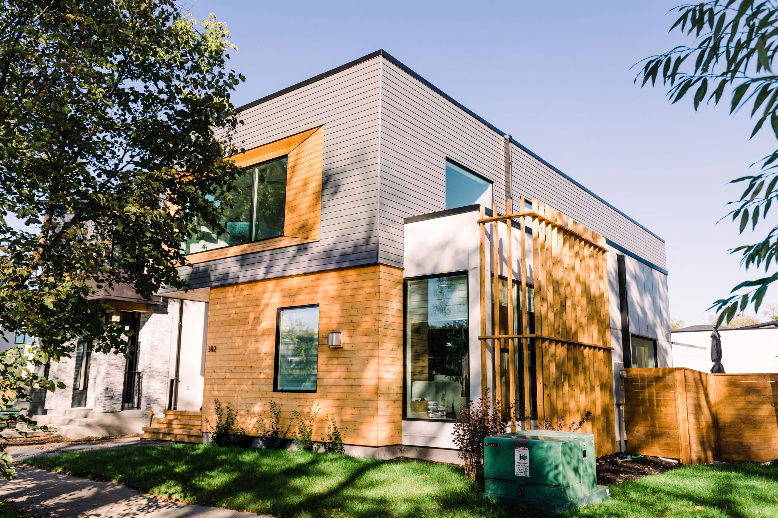 KH Custom Exteriors Ltd.