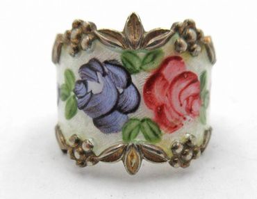 Roses in Guilloche & Sterling Vermeil. Ring ESPO Joseph Esposito