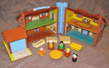 Vintage Fisher Price House Vintage Little People Playset Toy Play Family Tudor House #952