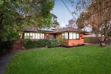 39 Thornhill Dr, Forest Hill VIC 3131