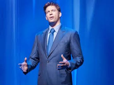 Harry Connick Jr performs 