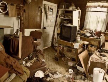 Hoarder House Clean Out Junk Hauling Junk Removal Estate Clean Out Clean Up Services Recycle trash