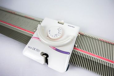 silver reed LK150 knitting machine