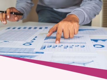 Business financial reporting, cash flow management, and bookkeeping services for growth-focused comp