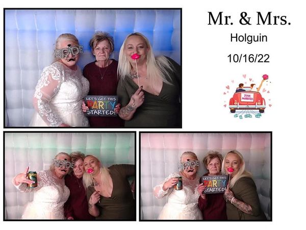 High-quality 4x6 prints for photo booths at weddings, and other special events in Rockford, IL area