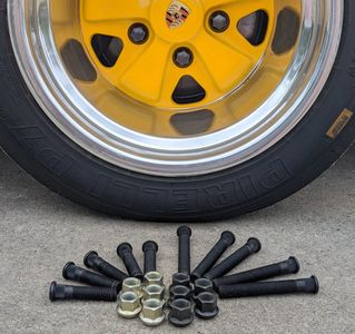 Porsche wheel studs