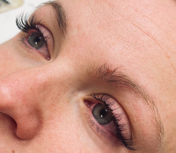 Classic Hybrid Lash Extensions
