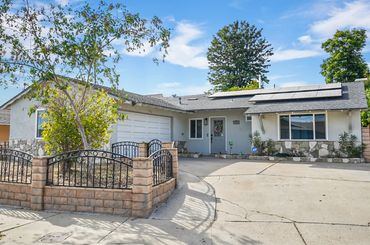 photo of a home's exterior